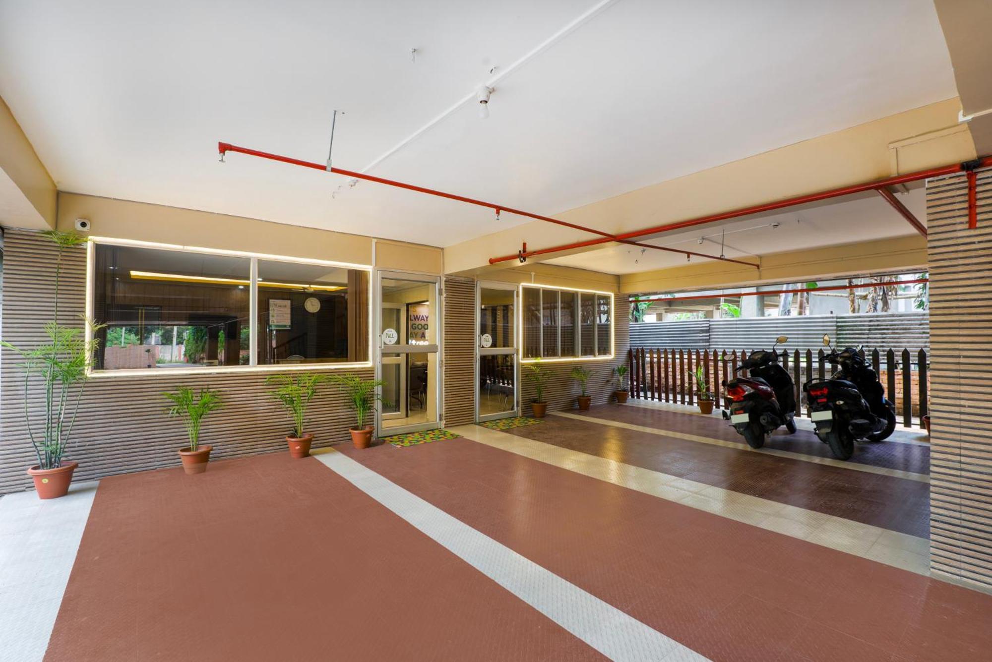 Treebo Urban Oasis Inn グワーハーティー エクステリア 写真